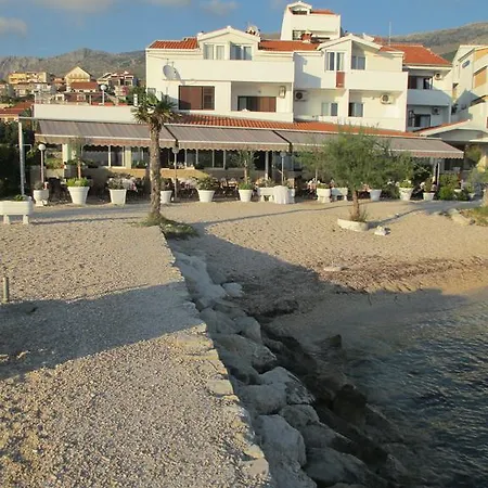 Pansion Amigos Guest house